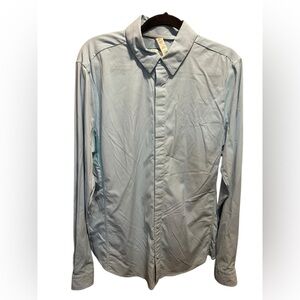Lululemon Athletica Light Blue Long Sleeve Shirt size L